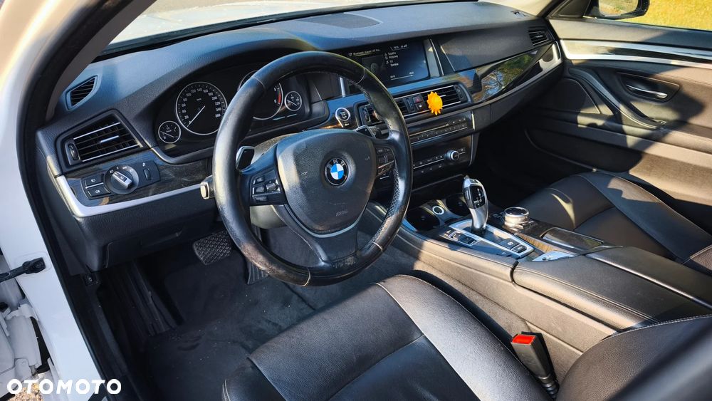 BMW Seria 5 520d Luxury Line - 8