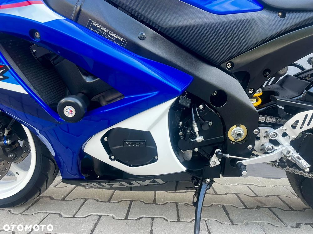 Suzuki GSX-R - 11