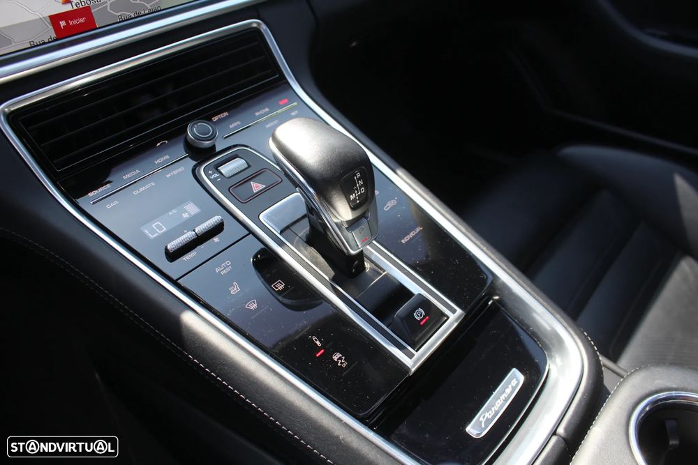 Porsche Panamera Sport Turismo 4 E-Hybrid Platinum Edition - 19