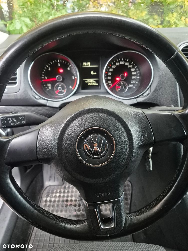 Volkswagen Golf - 7