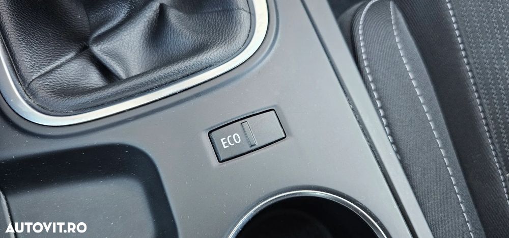 Renault Megane Blue dCi 116 Intens - 33