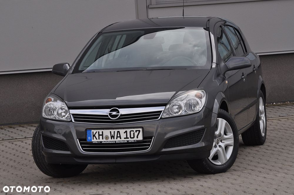 Opel Astra 1.6 Easytronic Selection 110 Jahre - 3