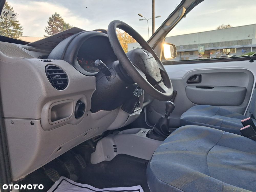 Renault KANGOO - 21