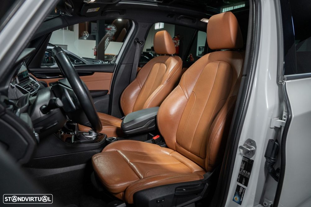 BMW 218 Gran Tourer d 7L Line Sport Auto - 21
