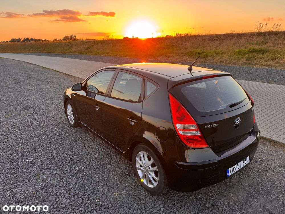Hyundai i30 1.6 CRDi Premium - 5