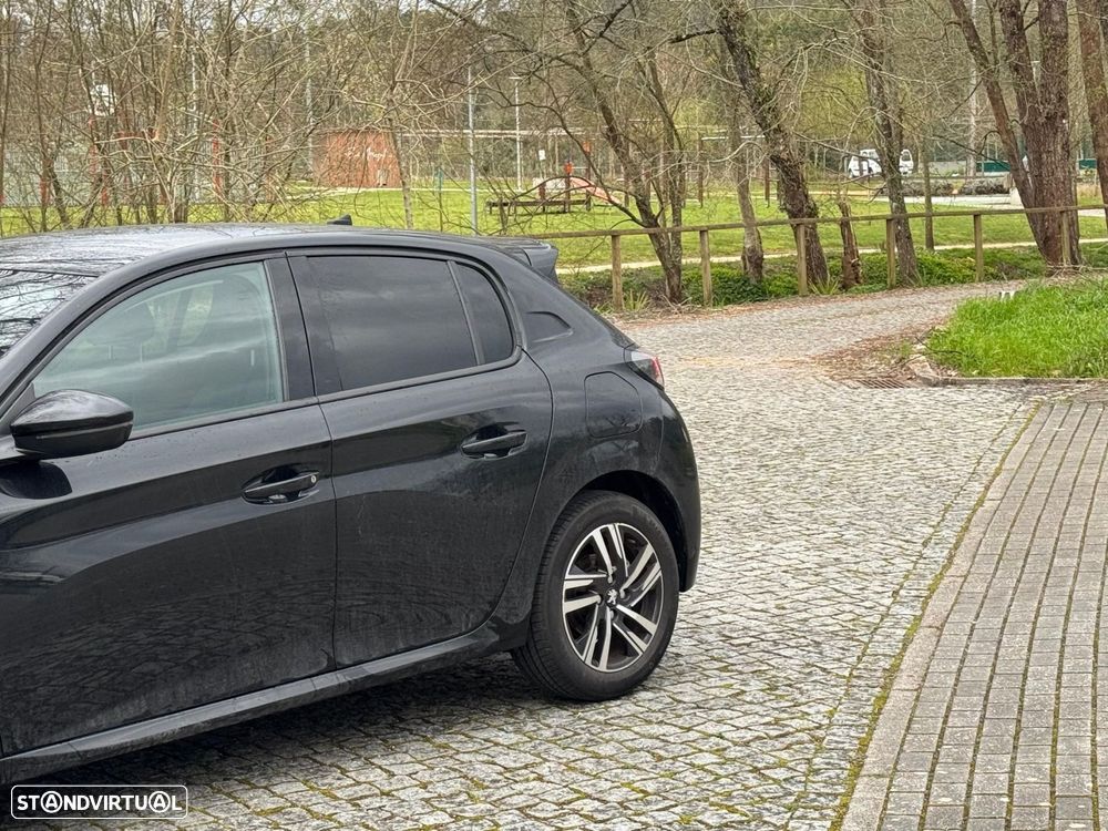 Peugeot 208 1.2 PureTech Allure EAT8 - 3