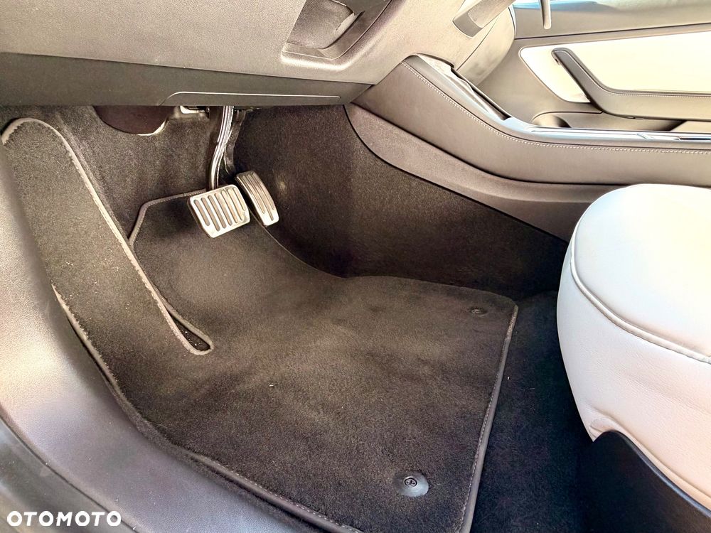Tesla Model 3 Long Range AWD - 17