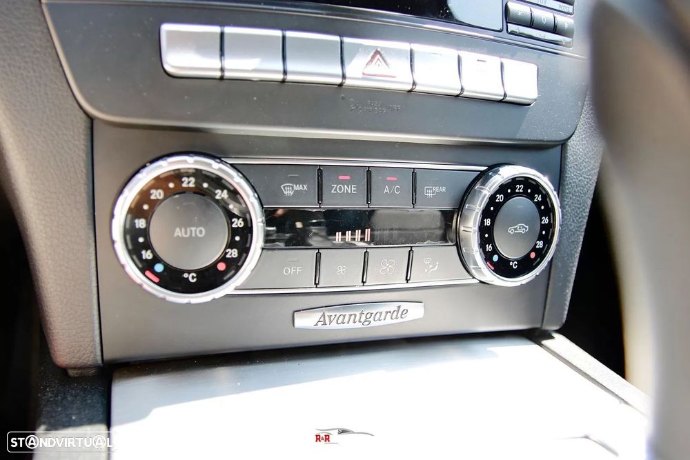 Mercedes-Benz C 220 CDi Avantgarde BlueEfficiency - 22