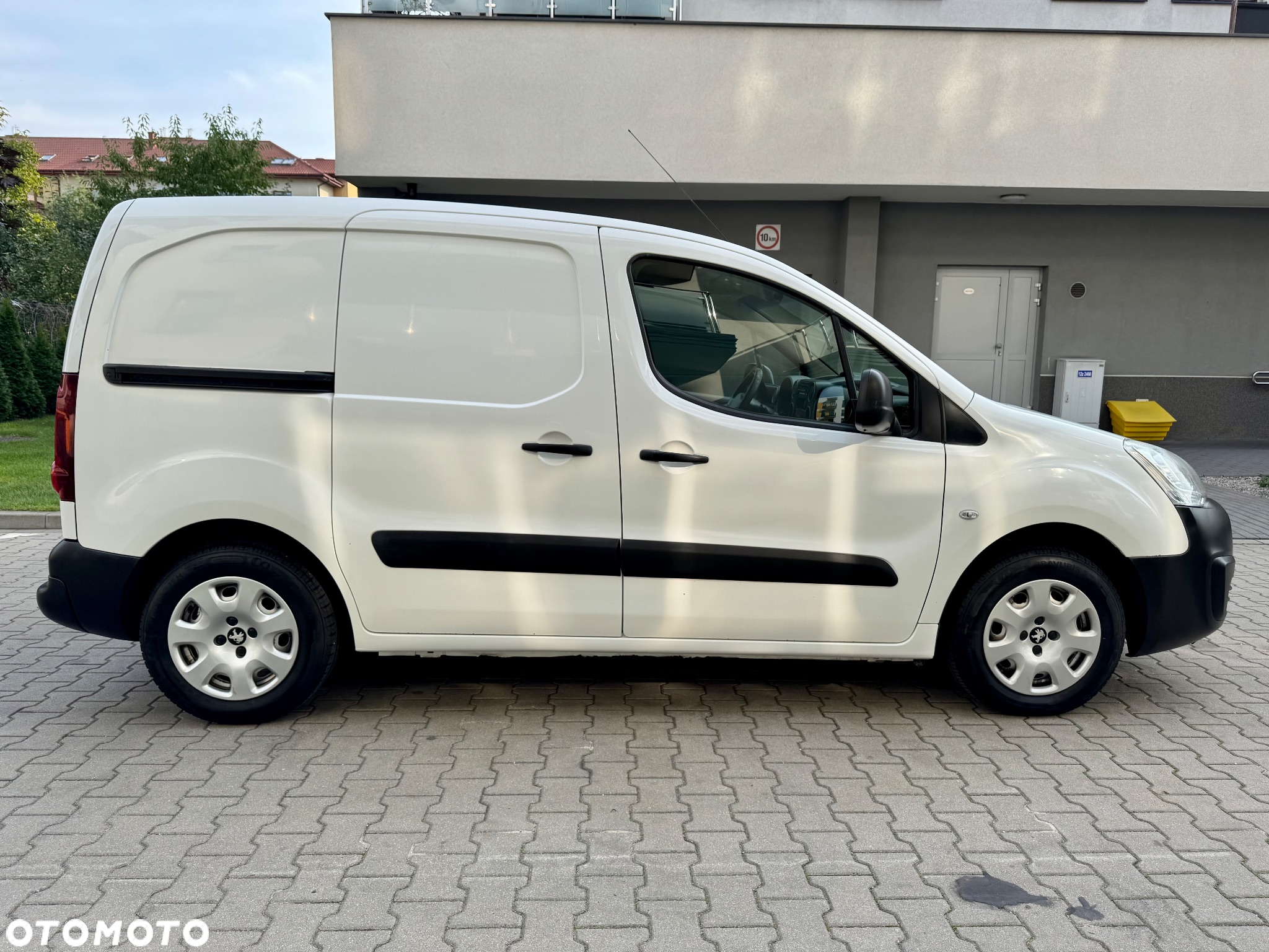 Peugeot Partner - 11