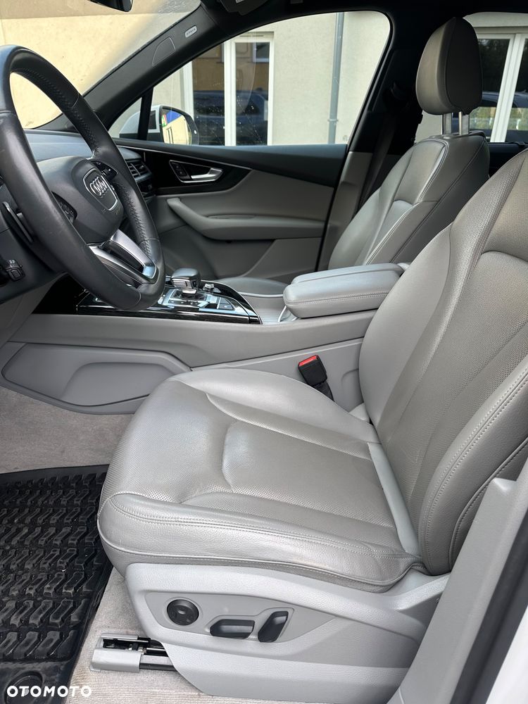 Audi Q7 - 31