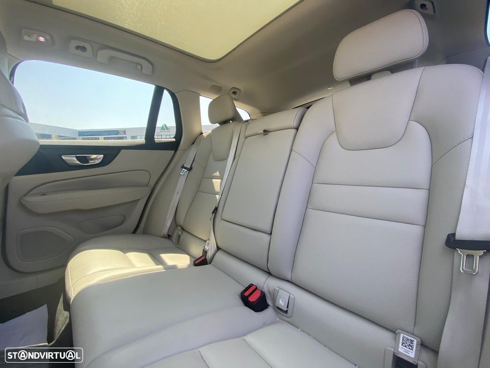 Volvo V60 2.0 T6 AWD TE Plus Bright - 7