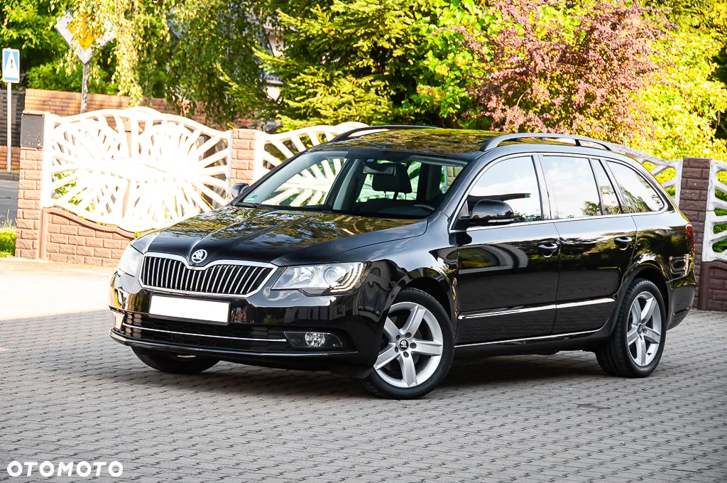 Skoda Superb 2.0 TDI Exclusive - 3