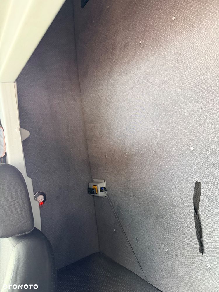 Mercedes-Benz Sprinter 519 - 3