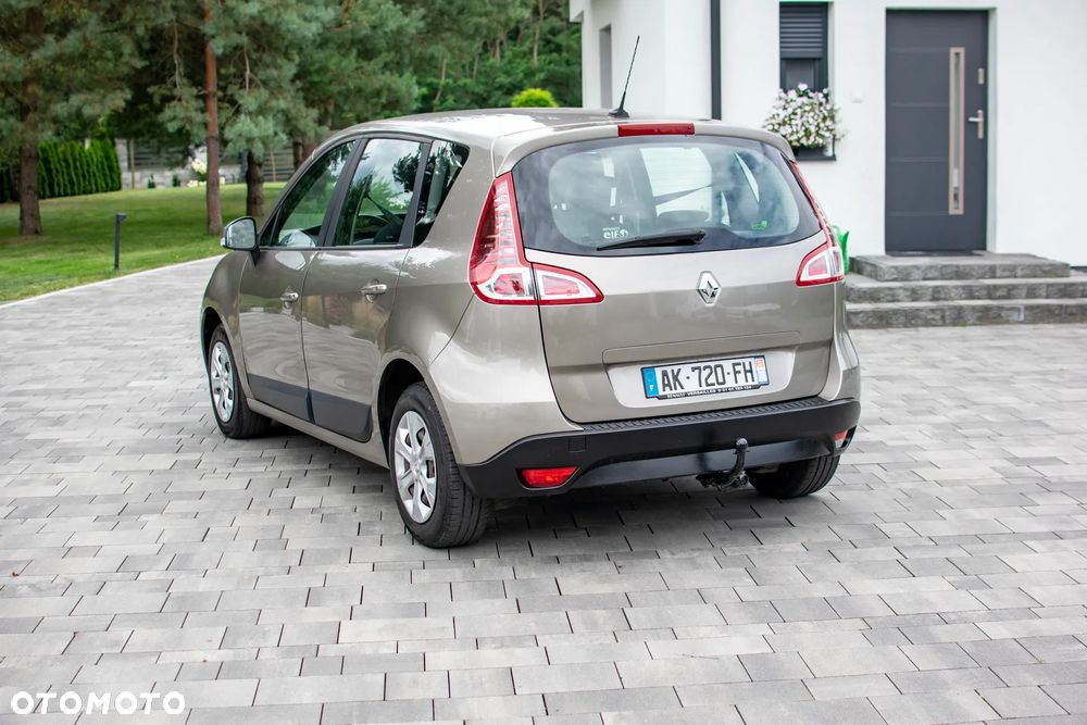 Renault Scenic - 26