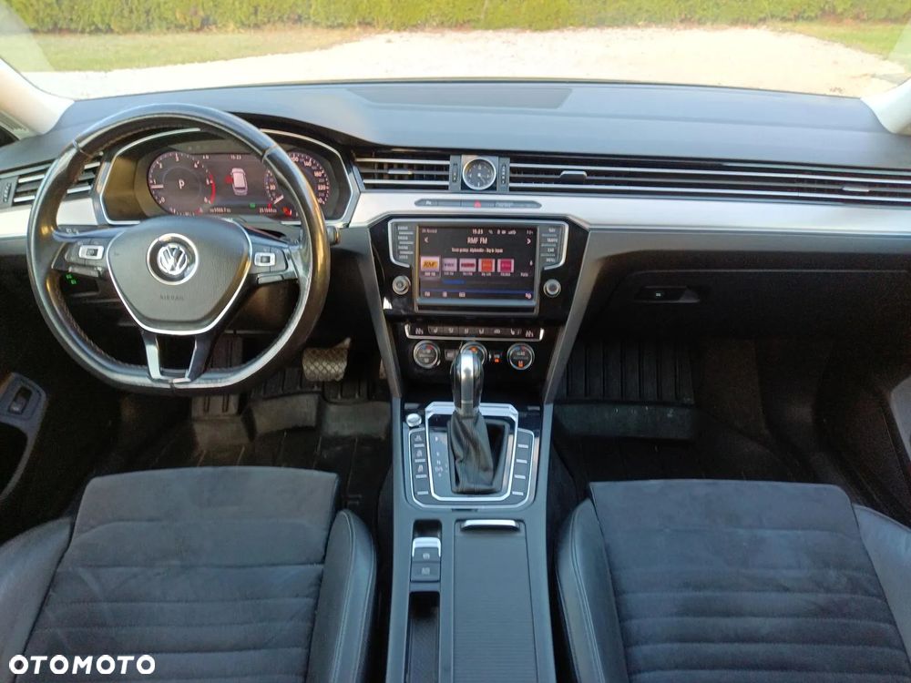 Volkswagen Passat 2.0 TDI BMT Highline DSG - 24