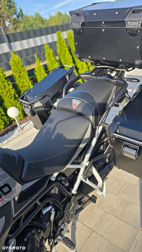 Triumph Tiger - 9