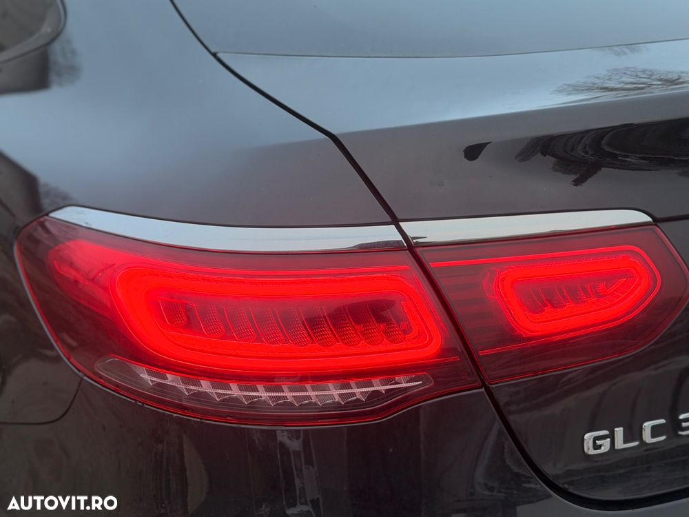 Mercedes-Benz GLC Coupe 300 4MATIC MHEV - 14