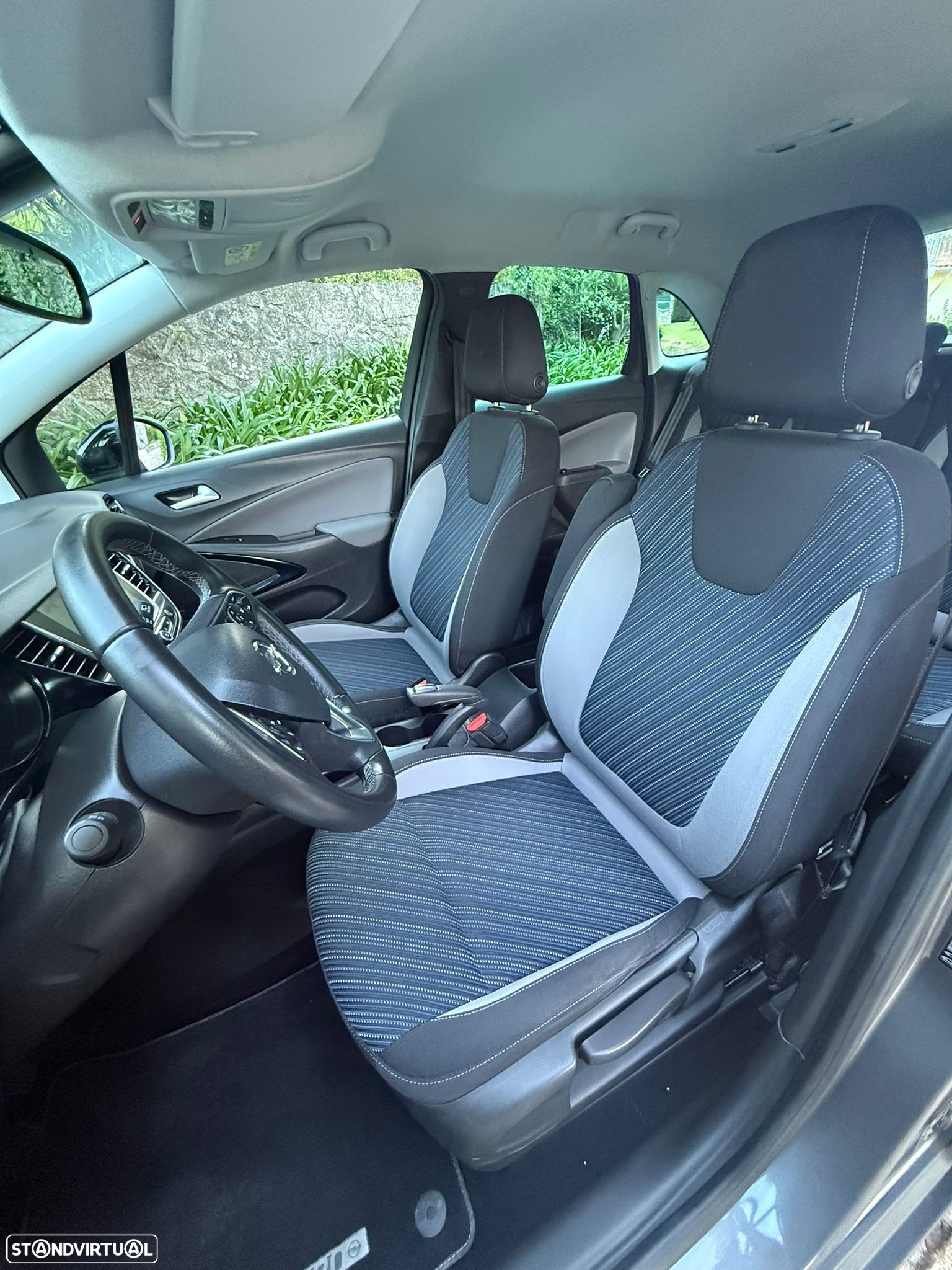 Opel Crossland X 1.2 T Innovation - 13