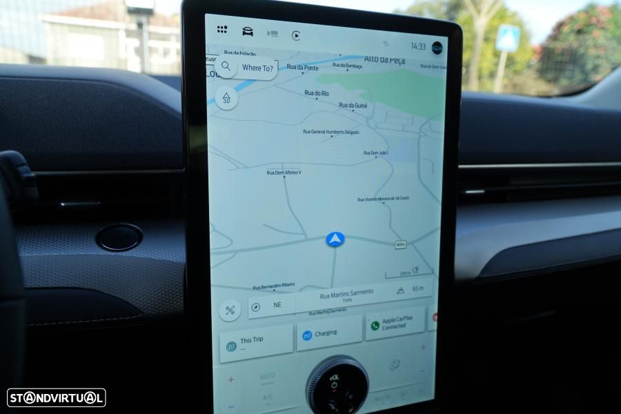 Ford Mustang Mach-E 75.7 kWh Premium AWD - 30