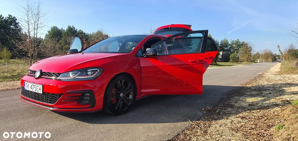 Volkswagen Golf GTI (BlueMotion Technology) DSG Performance - 12