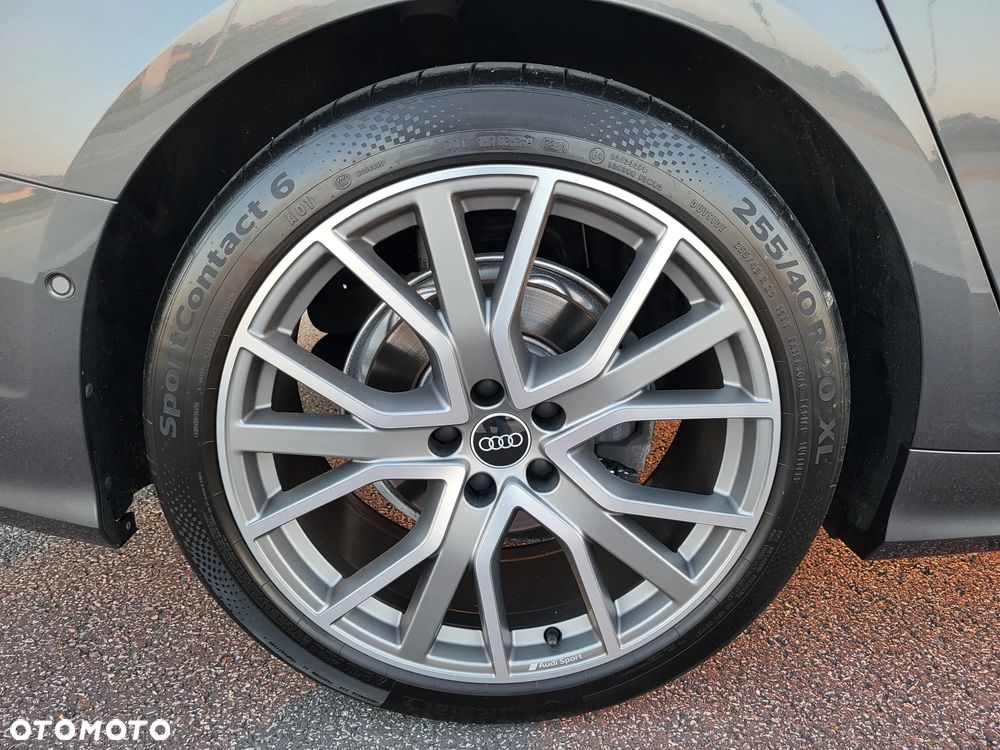 Audi A6 Avant 40 TDI quattro S tronic S line - 36