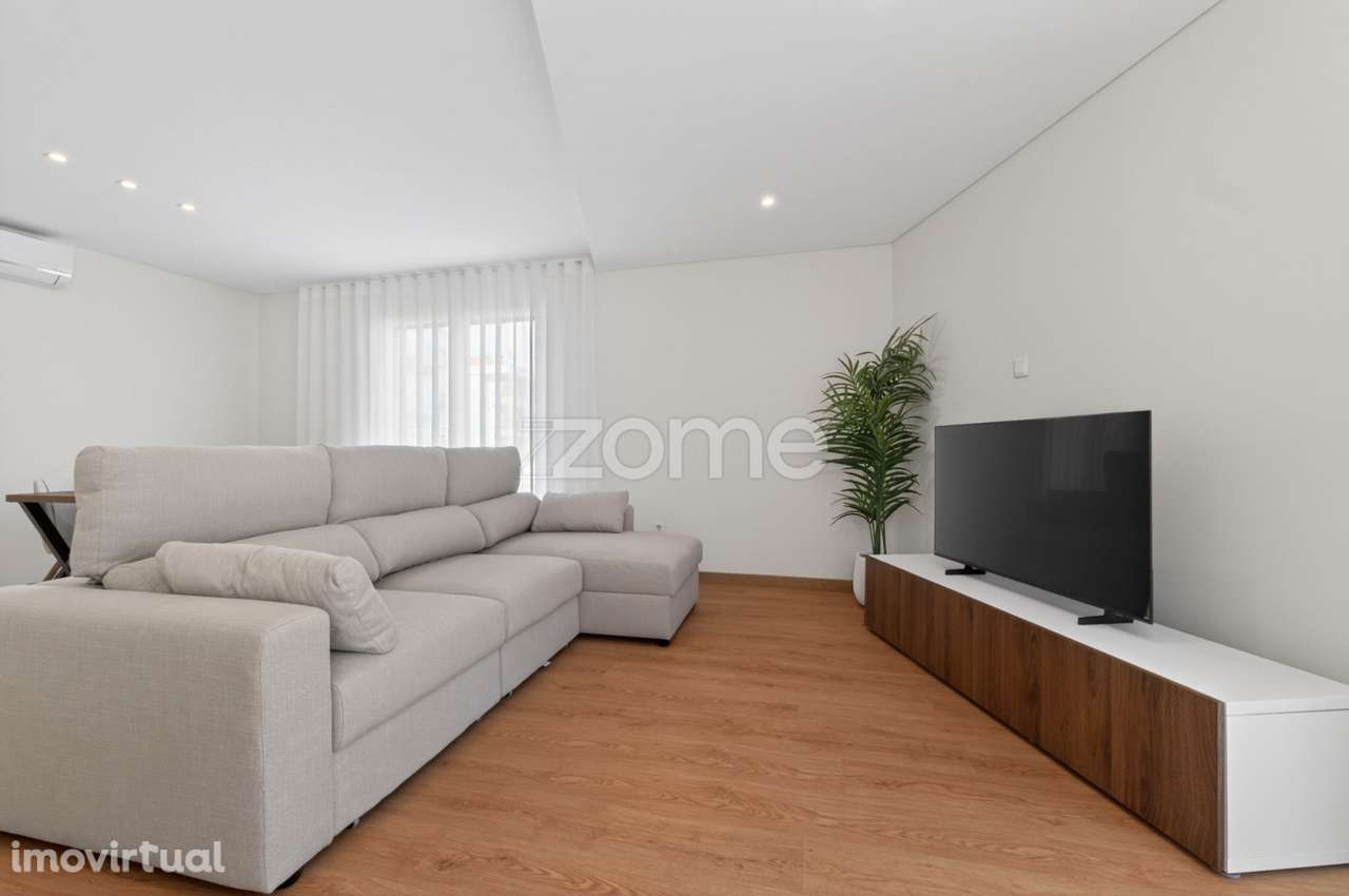 T2 em Sesimbra com vista para o Castelo - Grande imagem: 3/58