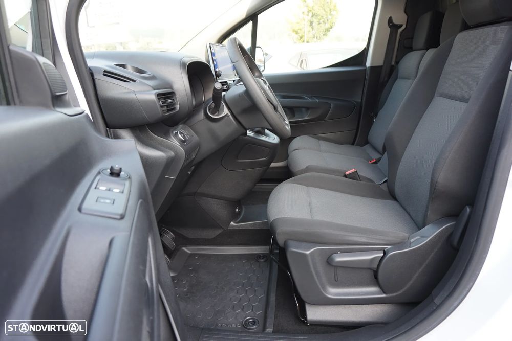 Opel Combo CDTI 102 Enjoy IVA dedutível - 23