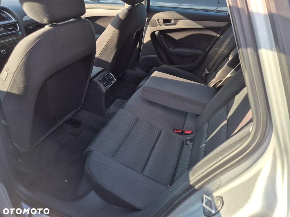 Audi A4 Limousine 2.0 TDI Limited Edition - 18