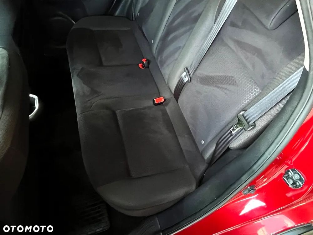 Nissan Juke 1.6 T Tekna 4x4 - 22