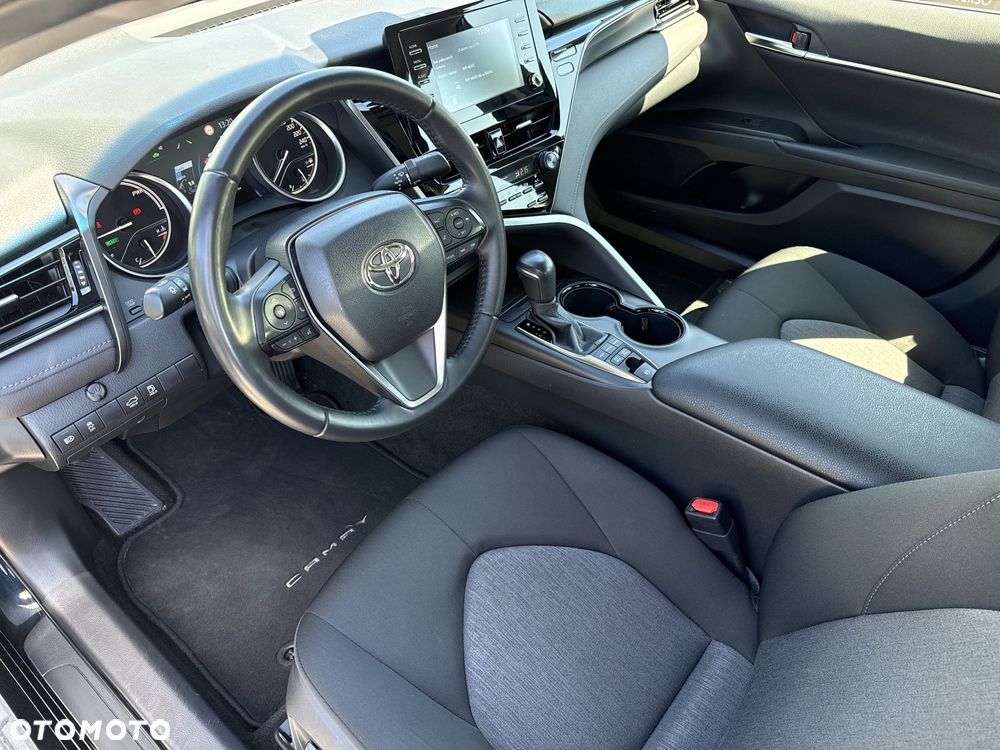 Toyota Camry 2.5 Hybrid Comfort CVT - 9