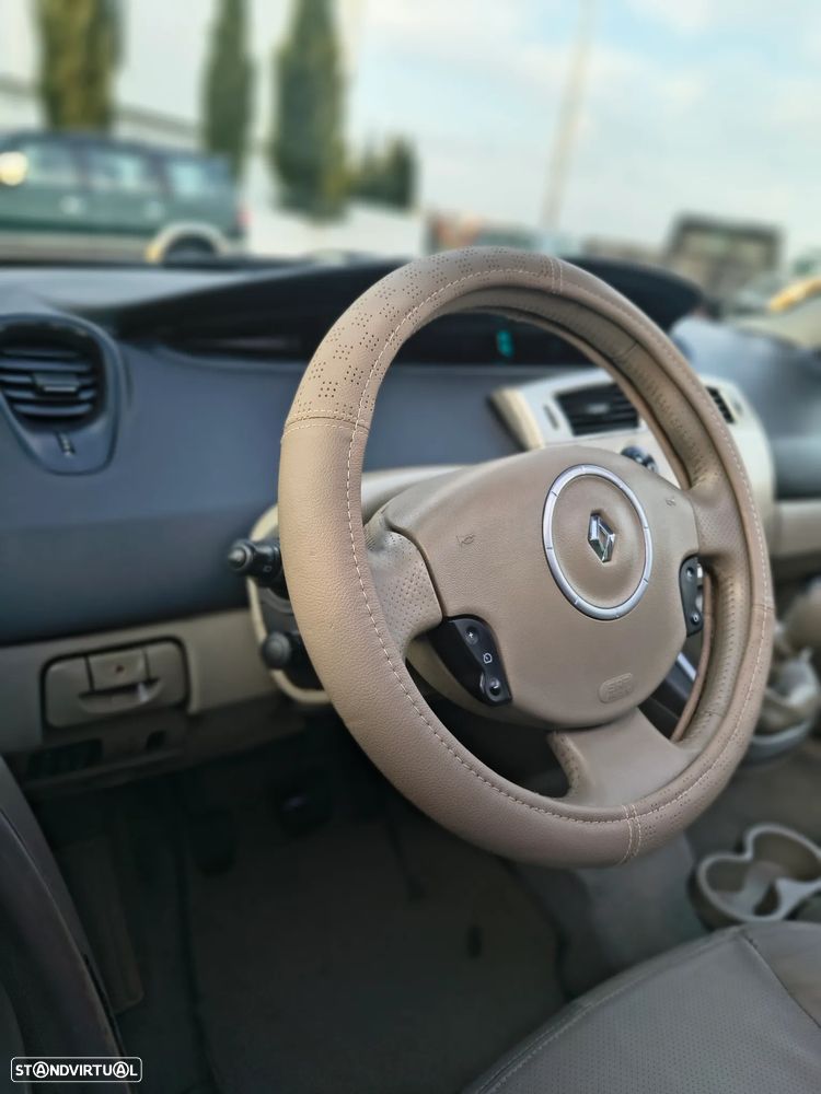 Renault Grand Scénic 1.5 dCi Luxe 7L. - 6