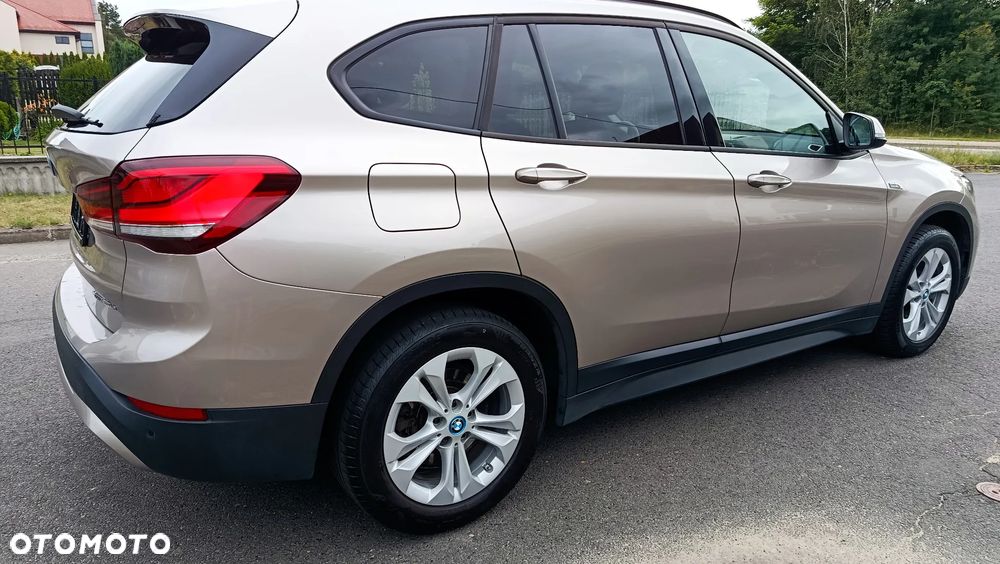 BMW X1 xDrive25e Advantage - 28