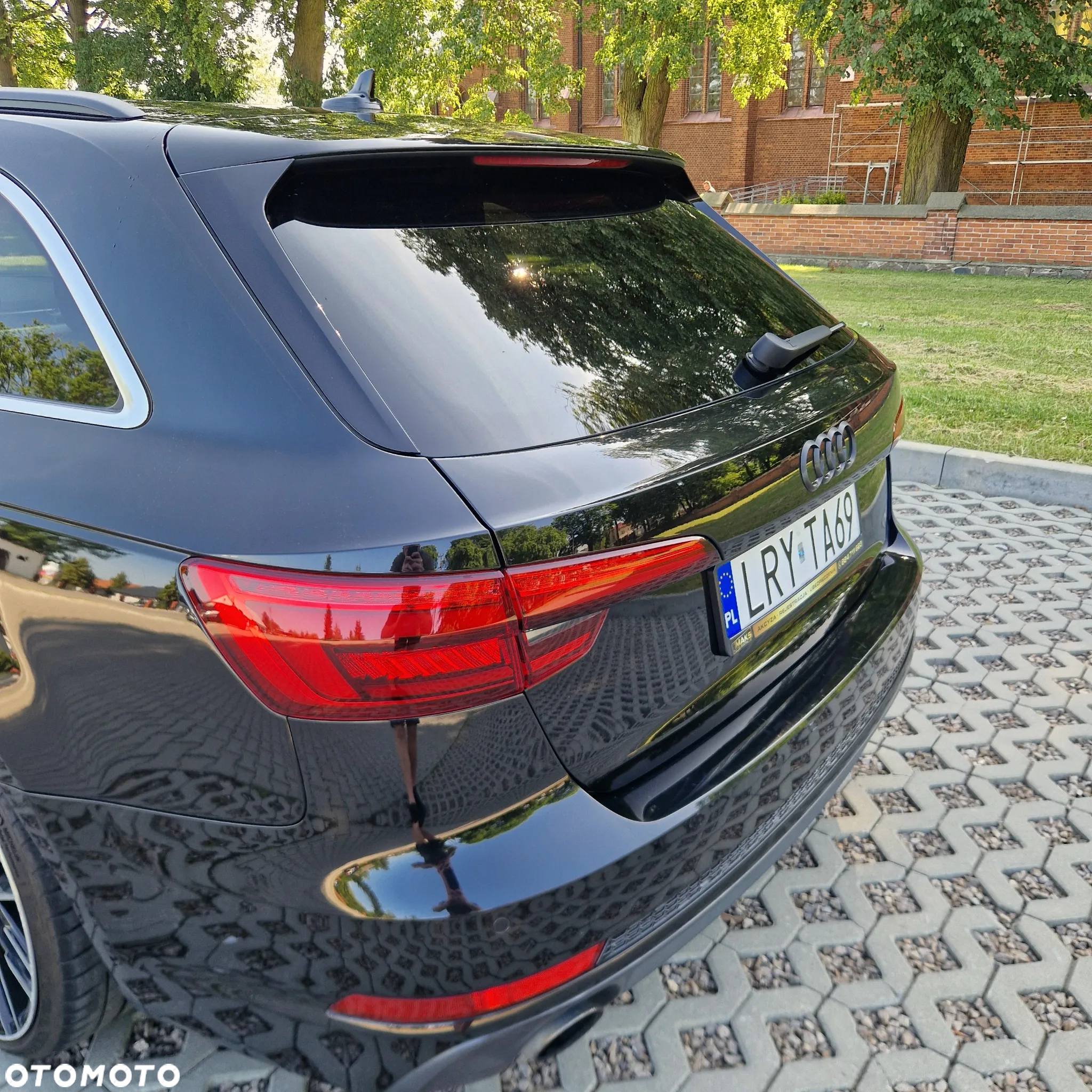Audi A4 2.0 TFSI ultra Sport S tronic - 16