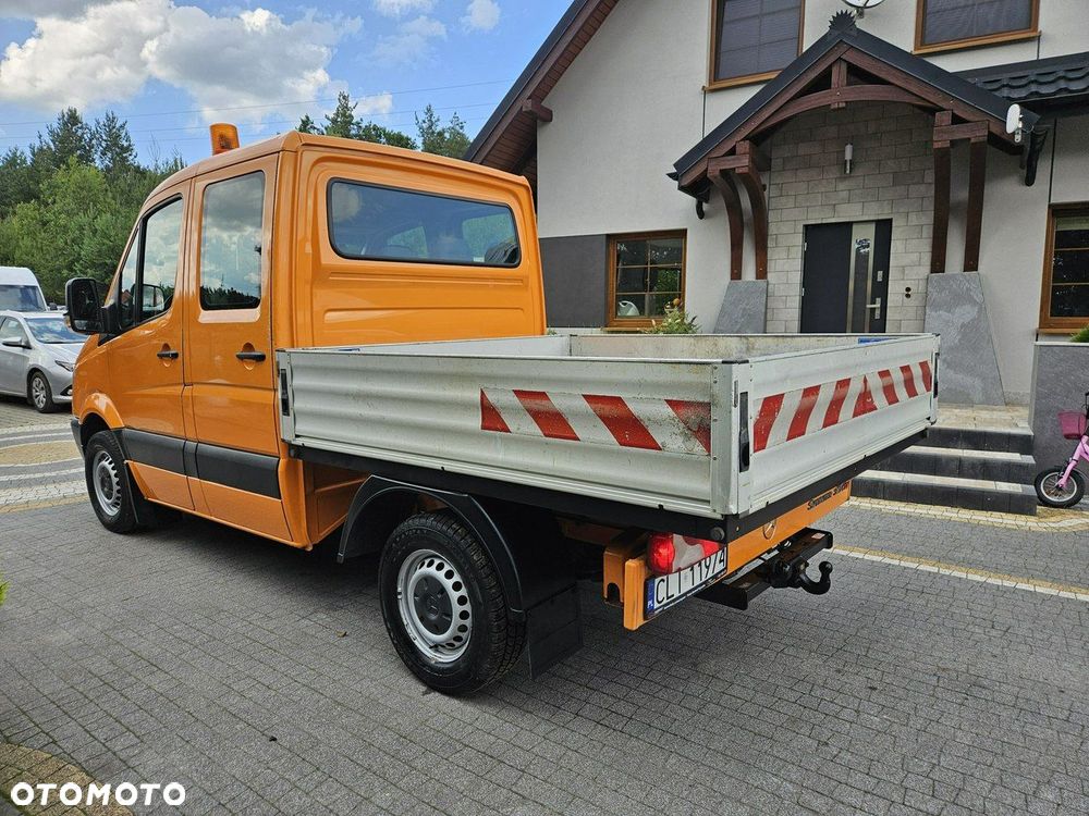 Mercedes-Benz Sprinter - 2