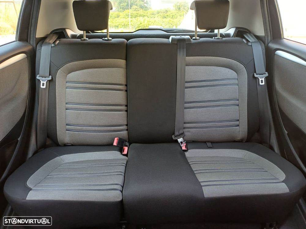 Fiat Punto Evo 1.4 Dynamic Style - 36