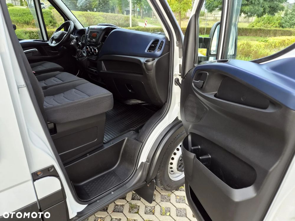 Iveco Daily - 23