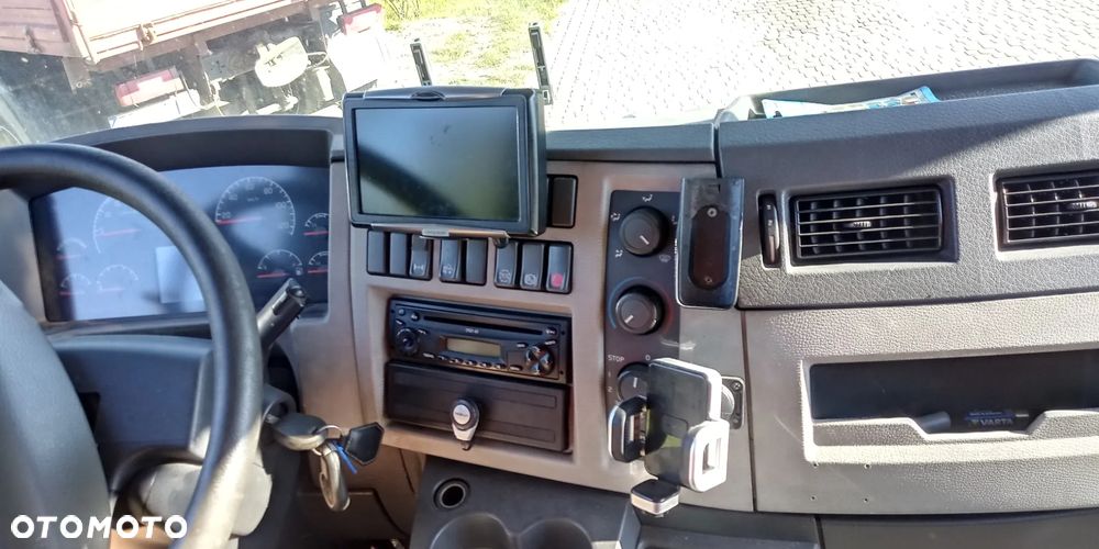 Volvo Inny - 8