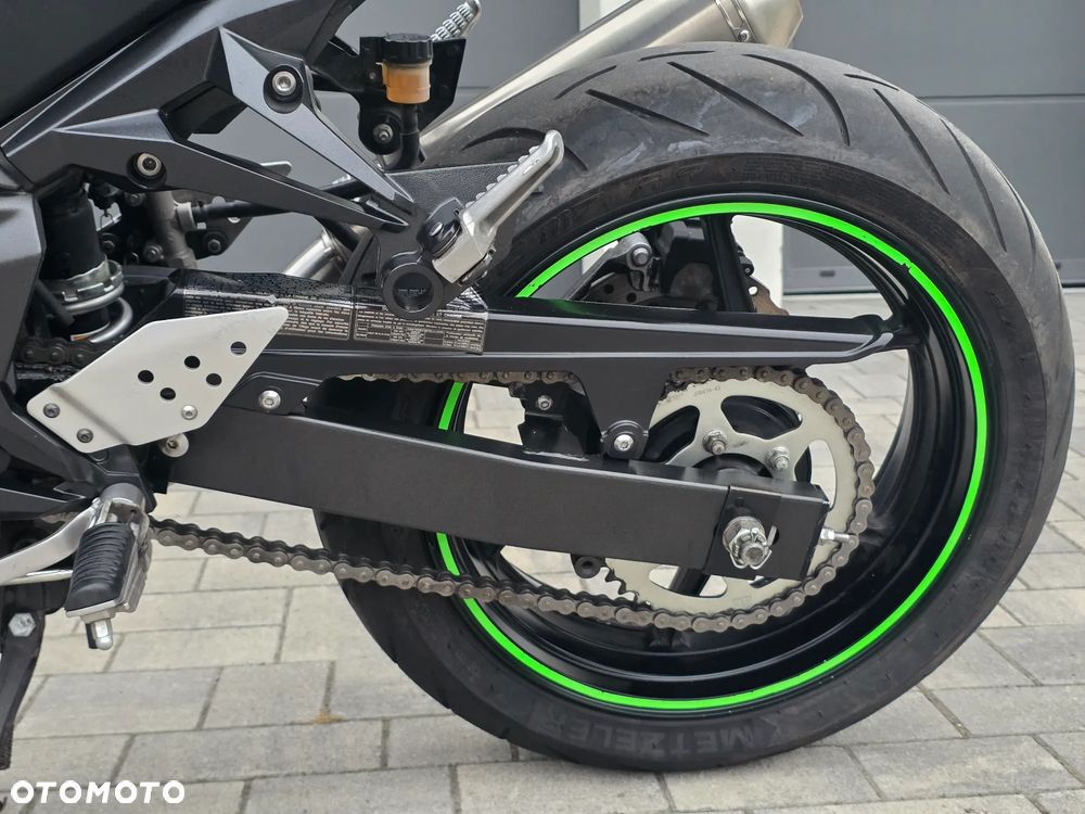 Kawasaki Z - 28