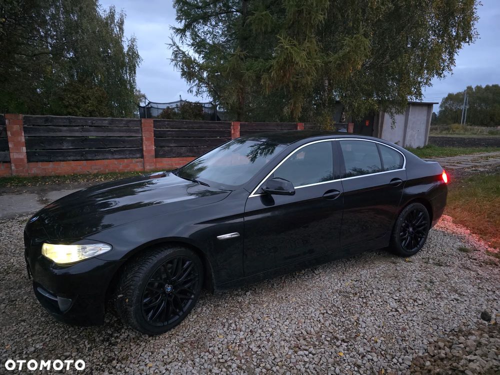 BMW Seria 5 520i - 2