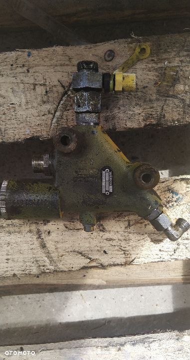 ZAWÓR PISTOLETOWY KRAMER 612 SL WABCO 003 [HYD 2126] - 4