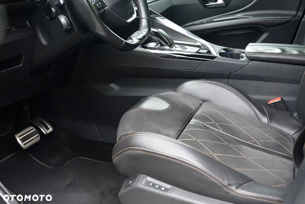 Peugeot 3008 2.0 BlueHDi GT S&S EAT8 - 26