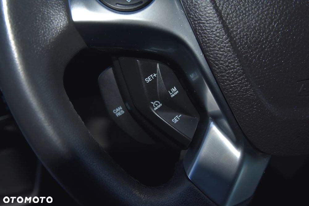 Ford Transit Custom 300 L2H1 VA Titanium - 29