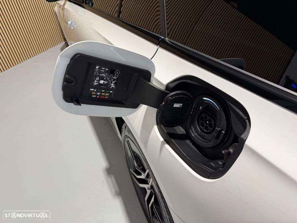 Mercedes-Benz E 300 de - 27