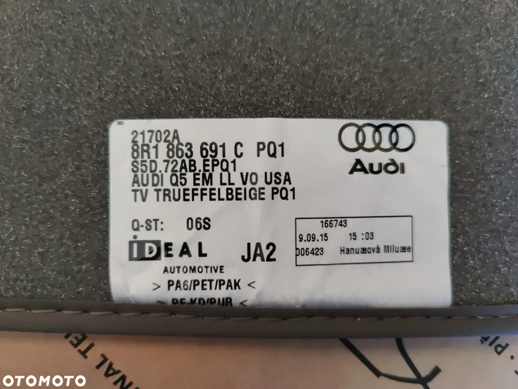 AUDI Q5 8R NOWE DYWANIKI WELUROWE ORYGINALNE 8R1863691C 8R0864450A - 8