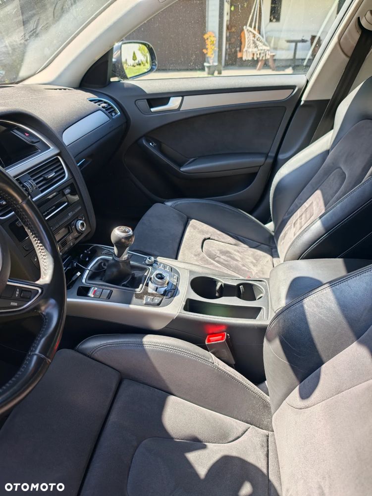 Audi A4 Limousine 2.0 TDI DPF Ambiente - 12