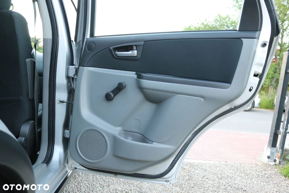 Suzuki SX4 1.6 VVT 4x4 Comfort - 30