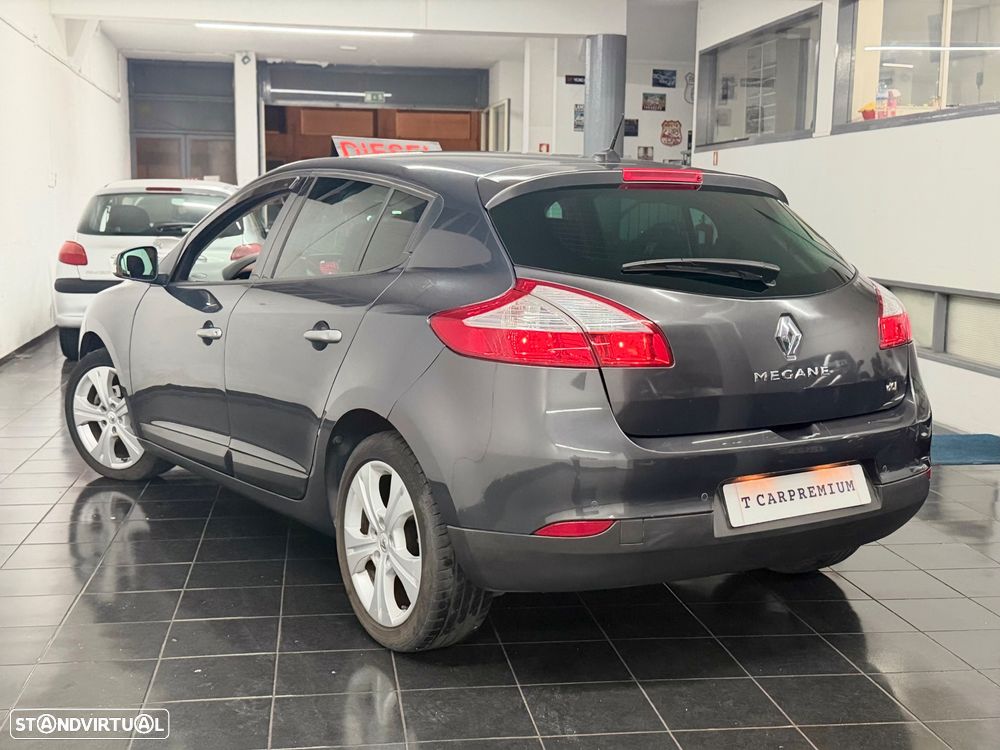 Renault Mégane 1.5 dCi Dynamique S - 8