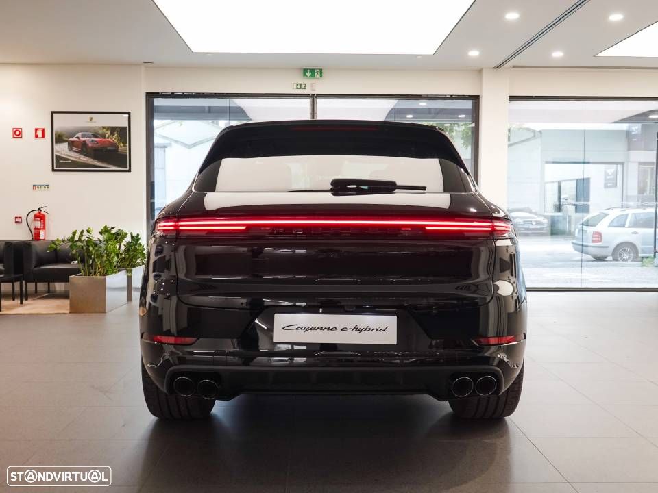 Porsche Cayenne E-Hybrid Black Edition - 5
