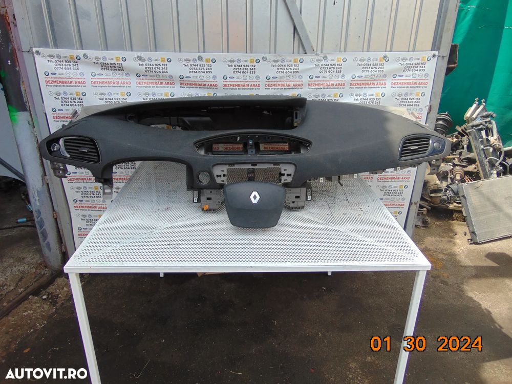 Plansa Bord Renault scenic  an 2009-2016 airbag sofer pasager centuri fata modul airbag-uri dezmembrez - 11