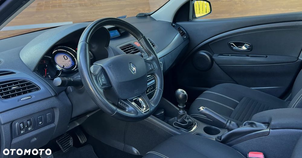 Renault Fluence 1.5 dCi Limited - 11